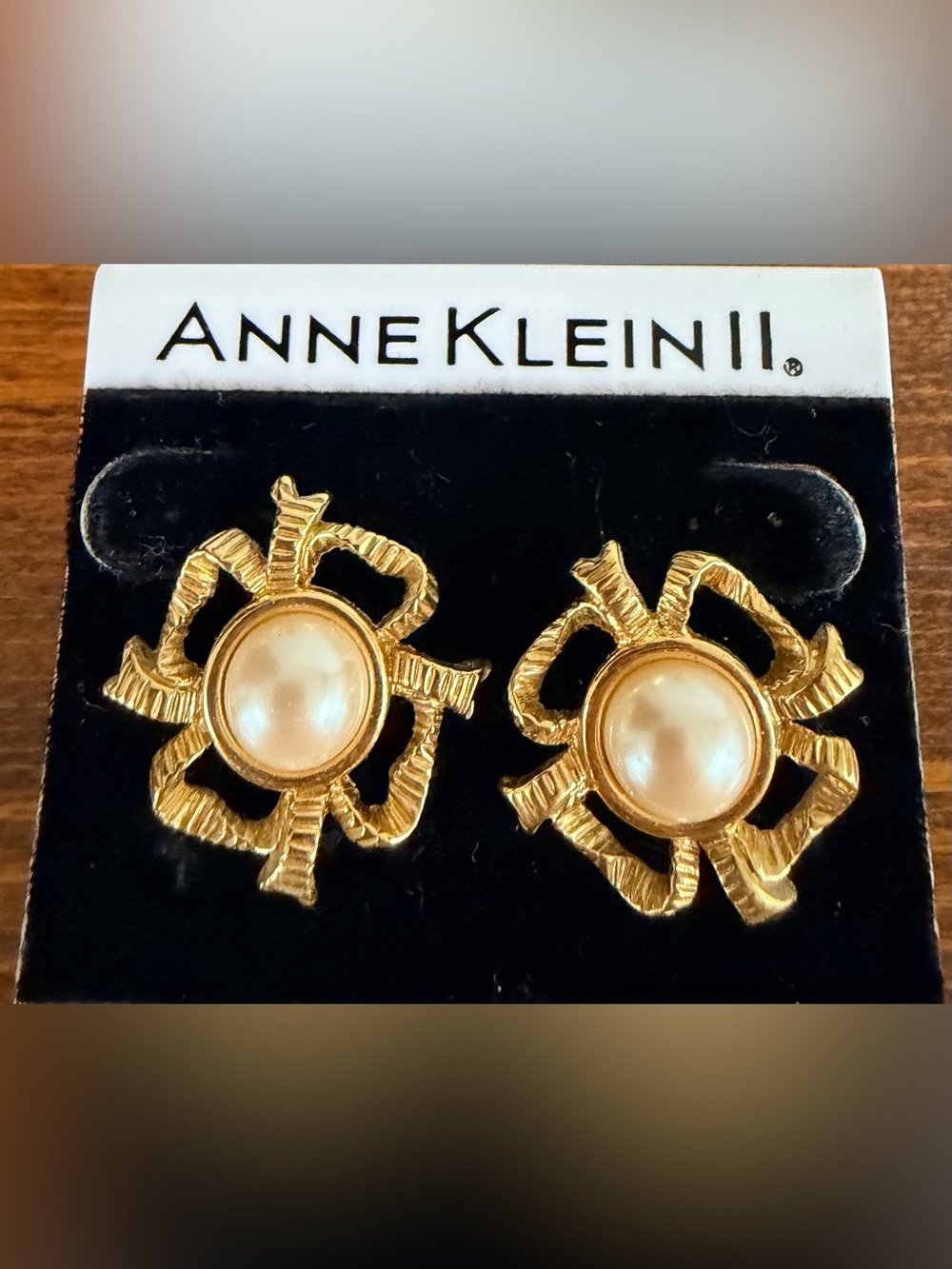 Vintage Anne Klein II Gold Faux Pearl Ribbon Pierced Earrings 80s/90s Runway